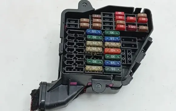 Audi A6 S6 C6 4F Fuse box set