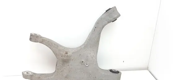 Audi A6 C7 Rear upper control arm/wishbone 8R0505311F