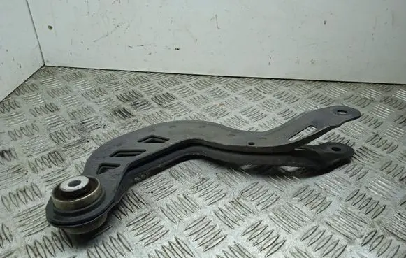 Mercedes-Benz GLA W156 Rear control arm A2463501006