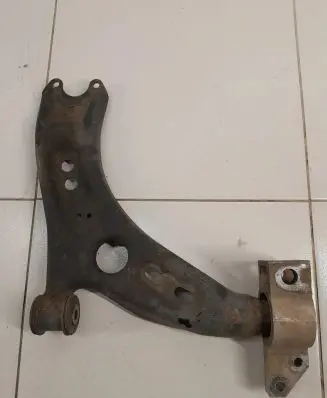 Volkswagen Touran II Front lower control arm/wishbone NOCODE