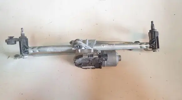 Skoda Octavia Mk3 (5E) Front wiper linkage and motor 5E1955023B
