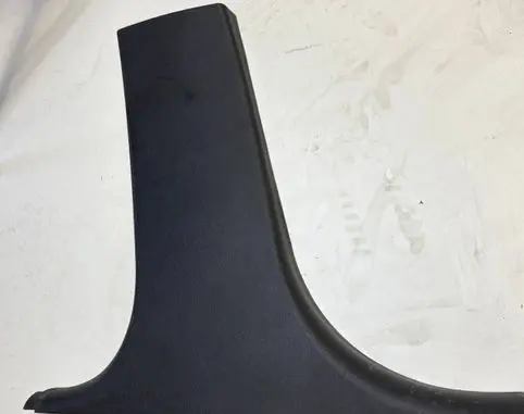 BMW 3 E90 E91 (B) pillar trim (bottom) 7058337