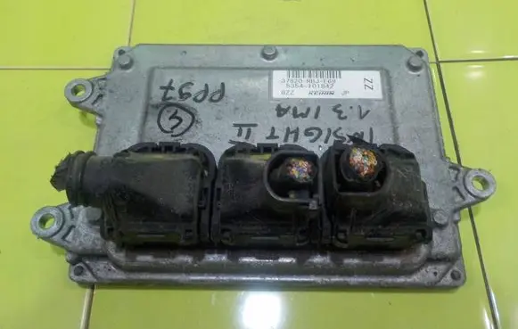Honda Insight Engine control unit/module 5354101842 PP97 37820RBJE69