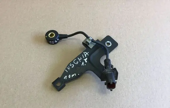 Opel Insignia A Detonation knock sensor 55567128