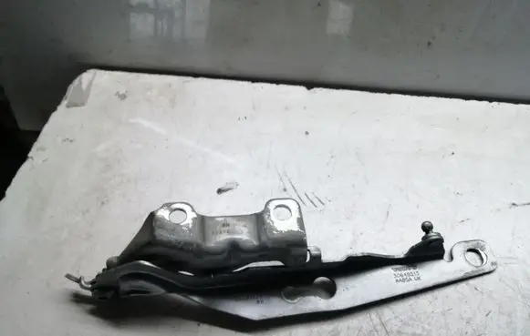 Volvo XC70 Engine bonnet/hood hinges 30649515
