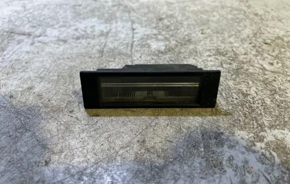 Mini Cooper Countryman R60 Number plate light 0461385 0465700