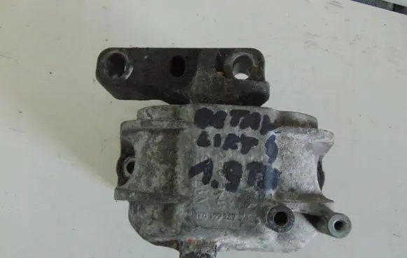 Volkswagen Golf IV Engine mount bracket 1K0199262AS