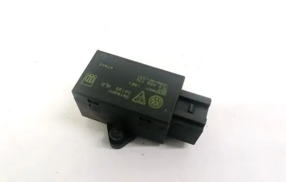 Volkswagen Golf V Other relay 7l0959772