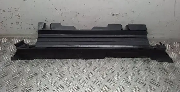 Mercedes-Benz GLC C253 Intercooler air guide/duct channel A2135050130