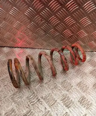 Toyota Avensis T250 Rear coil spring SZ2137MT