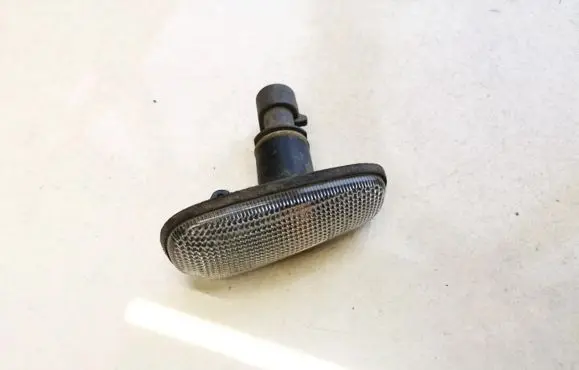 Opel Zafira A Front fender indicator light 90560403