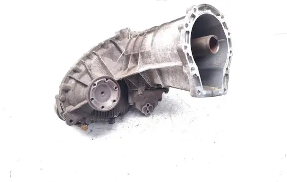 Gearbox transfer box case