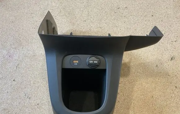 Hyundai Ioniq 5 Other center console (tunnel) element 847T0GI000