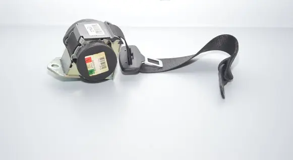 BMW 3 E92 E93 Rear seatbelt 9128866