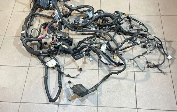 Renault Kadjar Engine installation wiring loom 403889565R