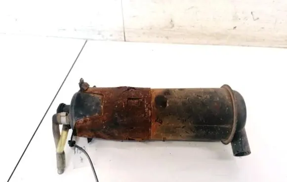 Volkswagen PASSAT B4 Fuel filter 171201813