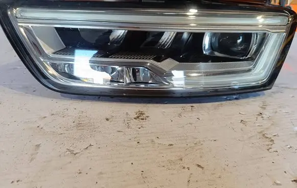 Audi Q3 8U Headlight/headlamp 8U0941033