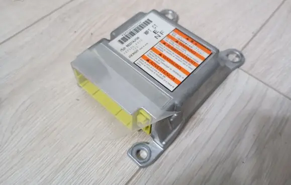 Subaru Outback Airbag control unit/module 98221AJ130 1503004670