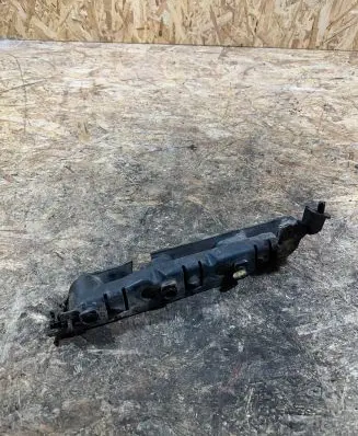 Peugeot 407 Front bumper mounting bracket 9644645680