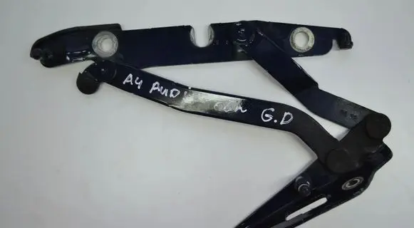 Audi A4 S4 B7 8E 8H Tailgate/trunk/boot hinge 8E5827302C