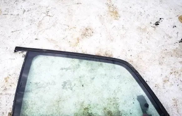 Audi A3 S3 8L Rear side window as2
