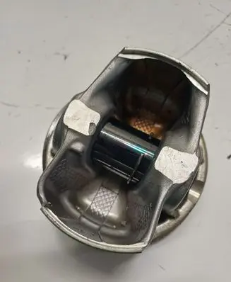 Volkswagen Golf VIII Piston 06KAR82460