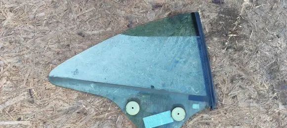Volkswagen Eos Rear side window 1Q0845042F E943R000470