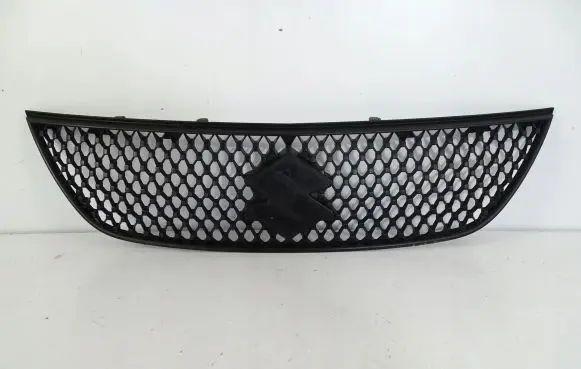 Suzuki SX4 Front bumper upper radiator grill 7174154L0