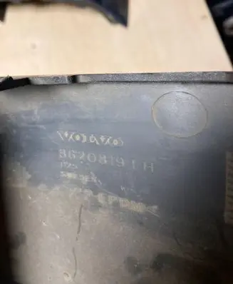 Volvo XC90 Rear/tail light trim molding 8620819