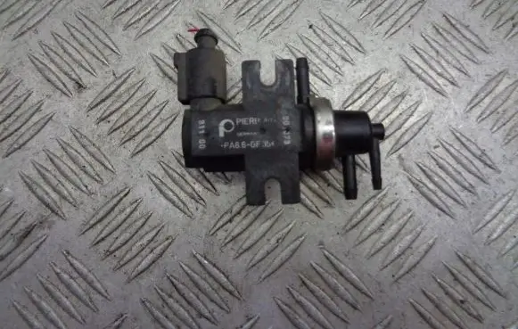 Audi A3 S3 8L Vacuum valve 1J0906622