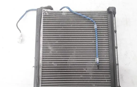 Toyota Corolla E120 E130 Air conditioning (A/C) radiator (interior) 05G10A4196