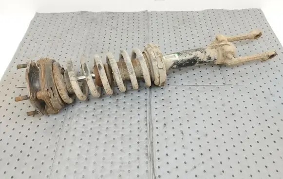 Jeep Grand Cherokee (WK) Front shock absorber with coil spring