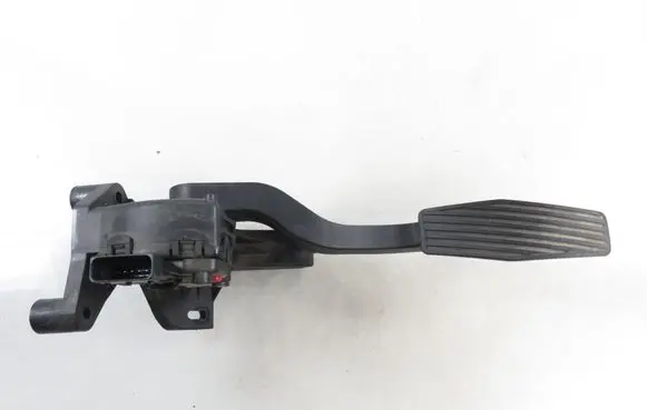Opel Meriva A Accelerator throttle pedal 6PV00811002 93335443DA