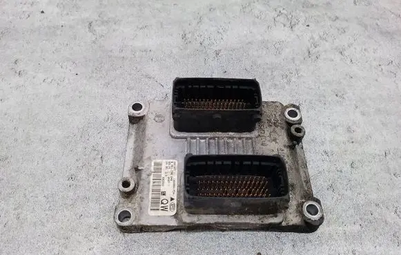 Opel Vectra C Engine control unit/module ECU