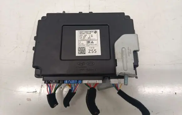 Hyundai Kona I Comfort/convenience module 954A0CM540