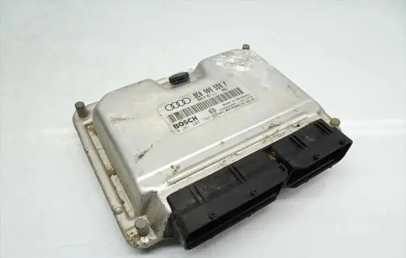 Audi A4 S4 B6 8E 8H Engine control unit/module 8E0909559F 0261207793