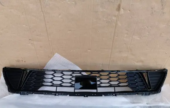 KIA Ceed Front bumper lower grill 86561J7010 8656J37010
