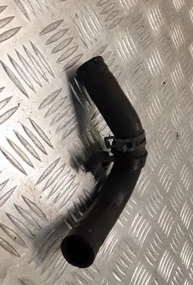 Volkswagen Touareg I Engine coolant pipe/hose