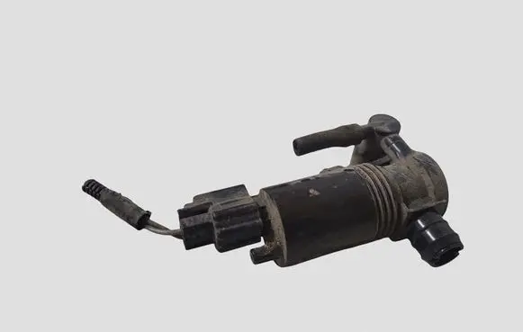 Volvo V40 Windscreen/windshield washer pump