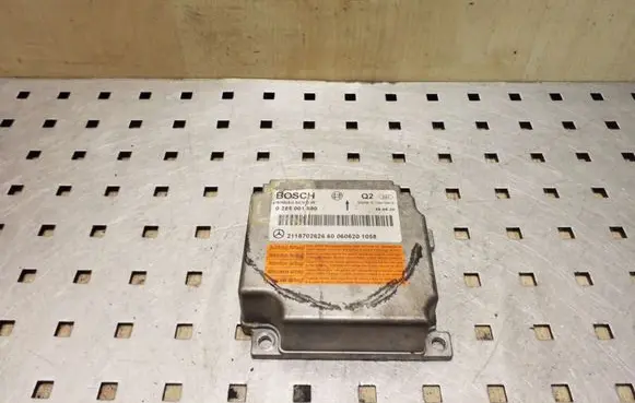 Mercedes-Benz E W211 Airbag control unit/module 0285001880 2118702626