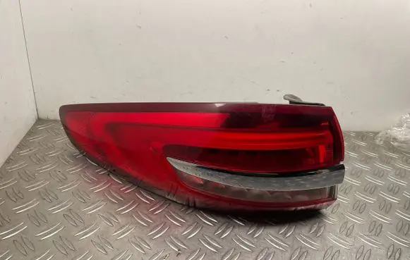 Ford Fusion II Rear/tail lights HS7313405AB