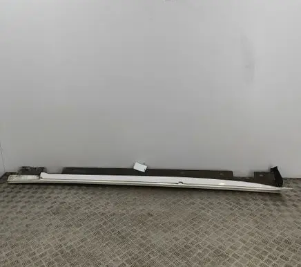 Mercedes-Benz CLS C218 X218 Sill A2186900340
