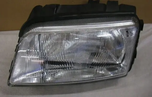 Audi A4 S4 B5 8D Headlight/headlamp