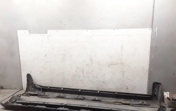 Volvo XC70 Sill 