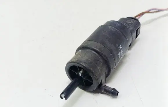 Mercedes-Benz E W211 Windscreen/windshield washer pump 3090179263