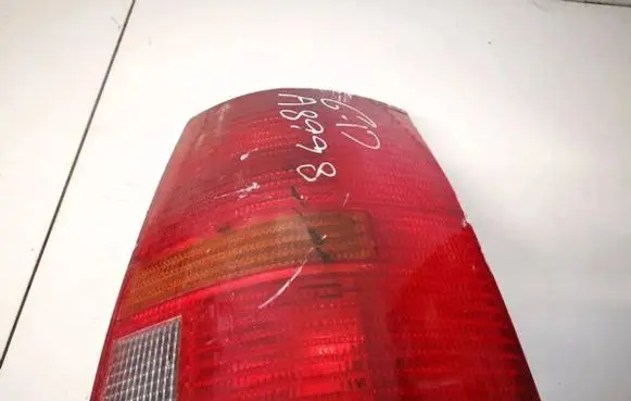 Volkswagen Golf IV Rear/tail lights 1j9945096p