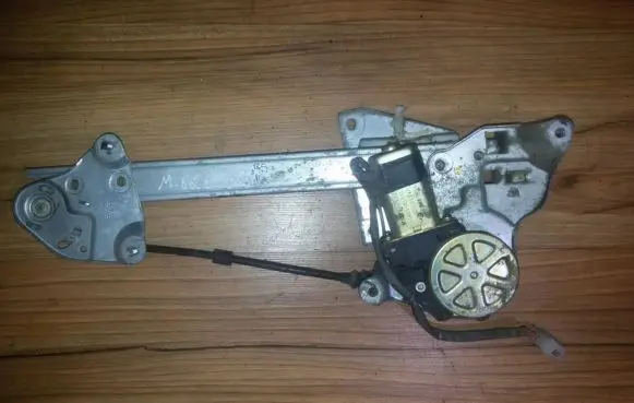 Mazda 626 Sliding door window regulator with motor