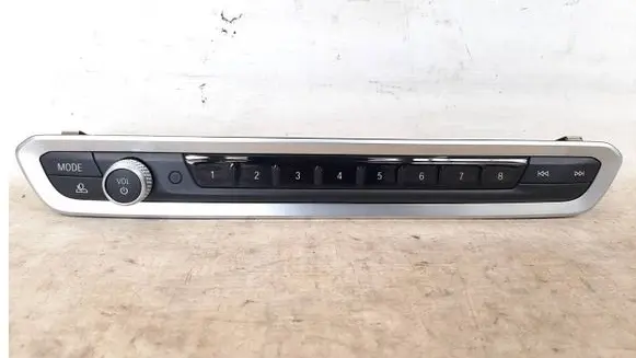 BMW X6 G06 Head unit multimedia control 7949329 5A47C33 61317949329