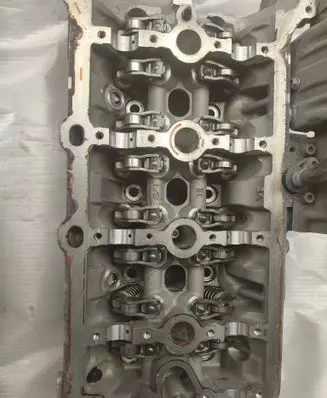 Volkswagen Golf VII Engine head 04L403S