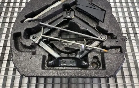Jaguar XF Other interior part 8X23-17B043-AC